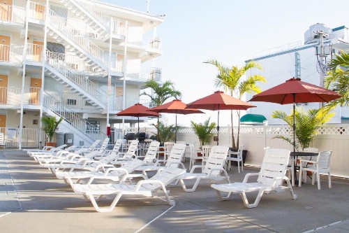 Aqua Beach Hotel - image 37