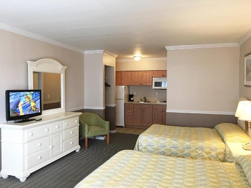 Aqua Beach Hotel - image 44