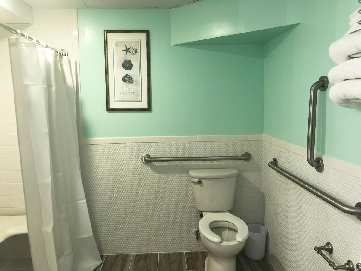 Aqua Beach Hotel - image 6