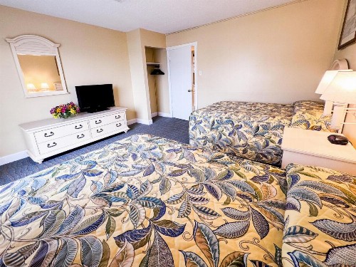 Aqua Beach Hotel - image 7