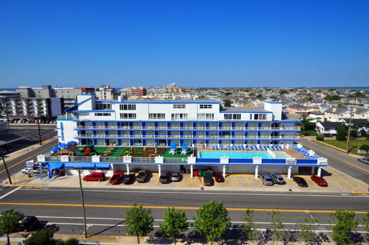Admiral Resort Motel - main image