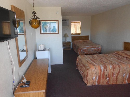 Viking Motel - image 2