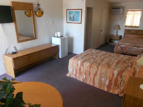 Viking Motel - image 4