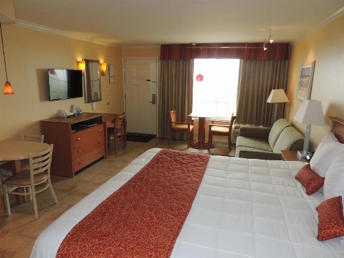 Fleur de Lis Beach Motel - image 10