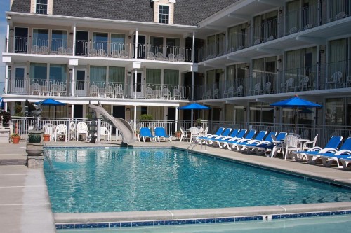 Fleur de Lis Beach Motel - image 25