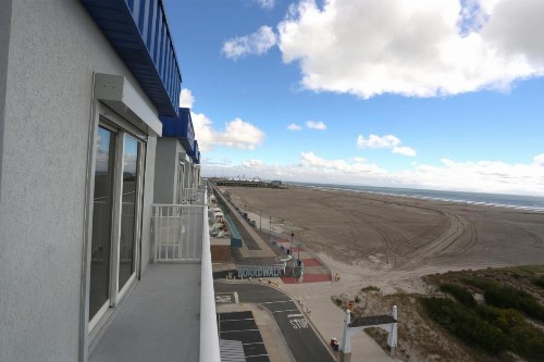 Adventurer Oceanfront Inn - image 13