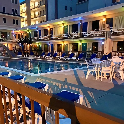 Beach Colony Motel - image 15