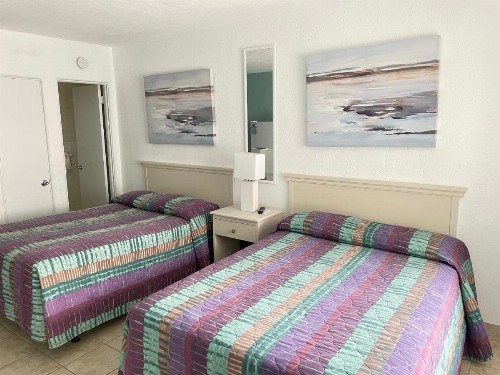 Beach Colony Motel - image 35
