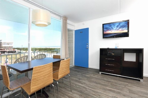 Olympic Island Beach Resort - image 17