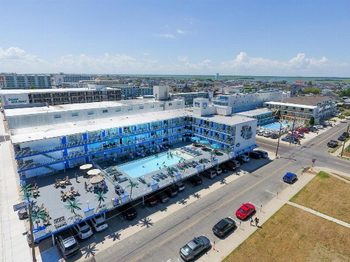 Olympic Island Beach Resort - image 3