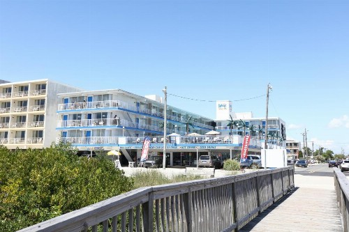 Olympic Island Beach Resort - image 48