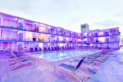 Olympic Island Beach Resort - image 7