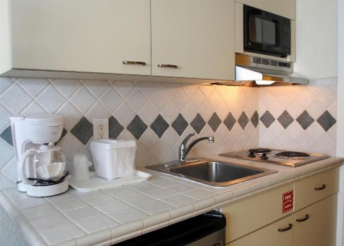 Crusader Oceanfront Resort - image 15