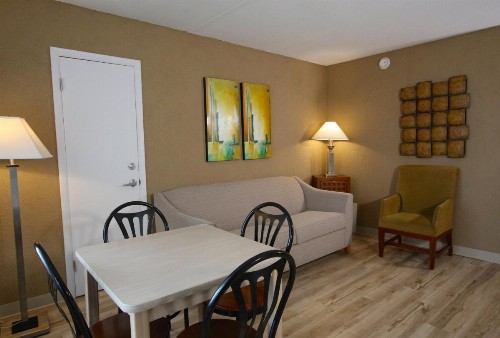 Crusader Oceanfront Resort - image 17