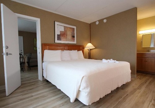 Crusader Oceanfront Resort - image 19