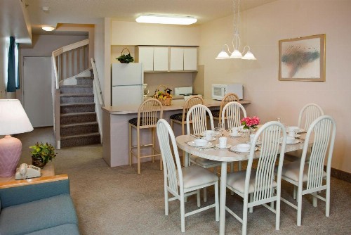 Lotus Inn - image 4