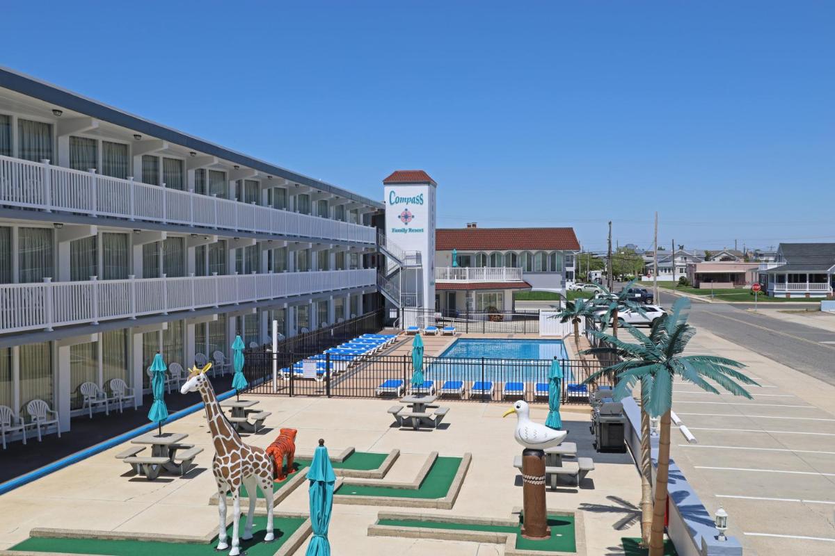 Compass Family Resort - main image