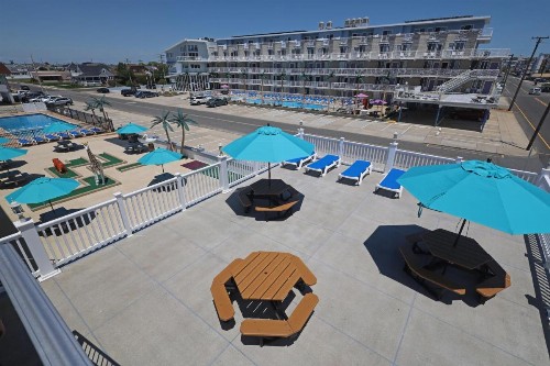 Compass Family Resort - image 23