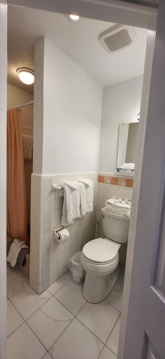 Compass Family Resort - image 5