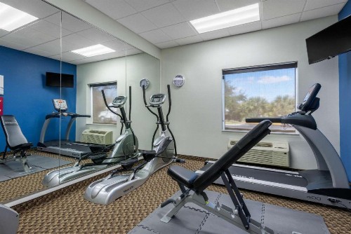 Comfort Inn & Suites Wildwood – The Villages - image 21