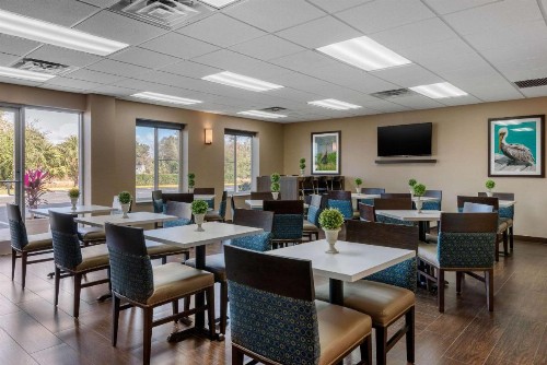 Comfort Inn & Suites Wildwood – The Villages - image 27