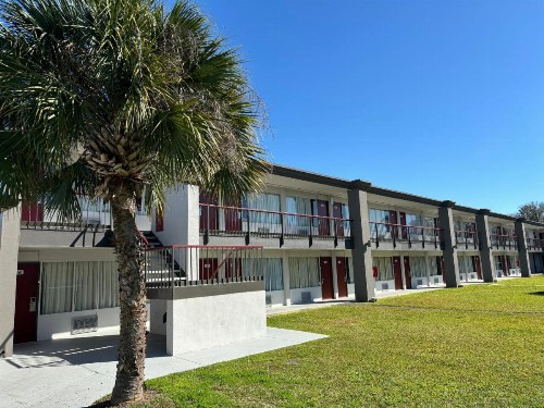Motel 6-Wildwood FL