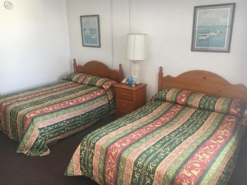 Skylark Resort Motel - image 13