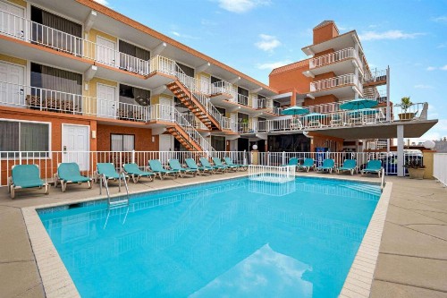 Days Inn & Suites by Wyndham Wildwood - image 13
