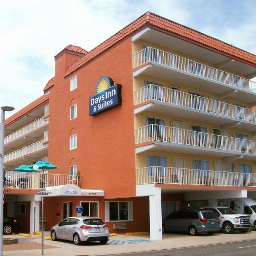 Days Inn & Suites by Wyndham Wildwood - image 18