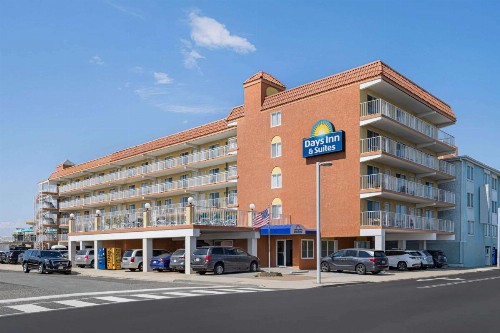 Days Inn & Suites by Wyndham Wildwood - image 41