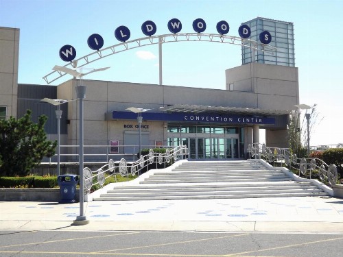 Days Inn & Suites by Wyndham Wildwood - image 6