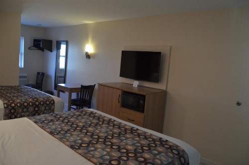 Seahorse Inn - image 21