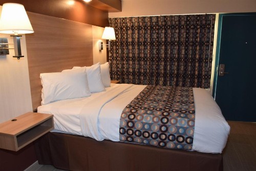 Seahorse Inn - image 36