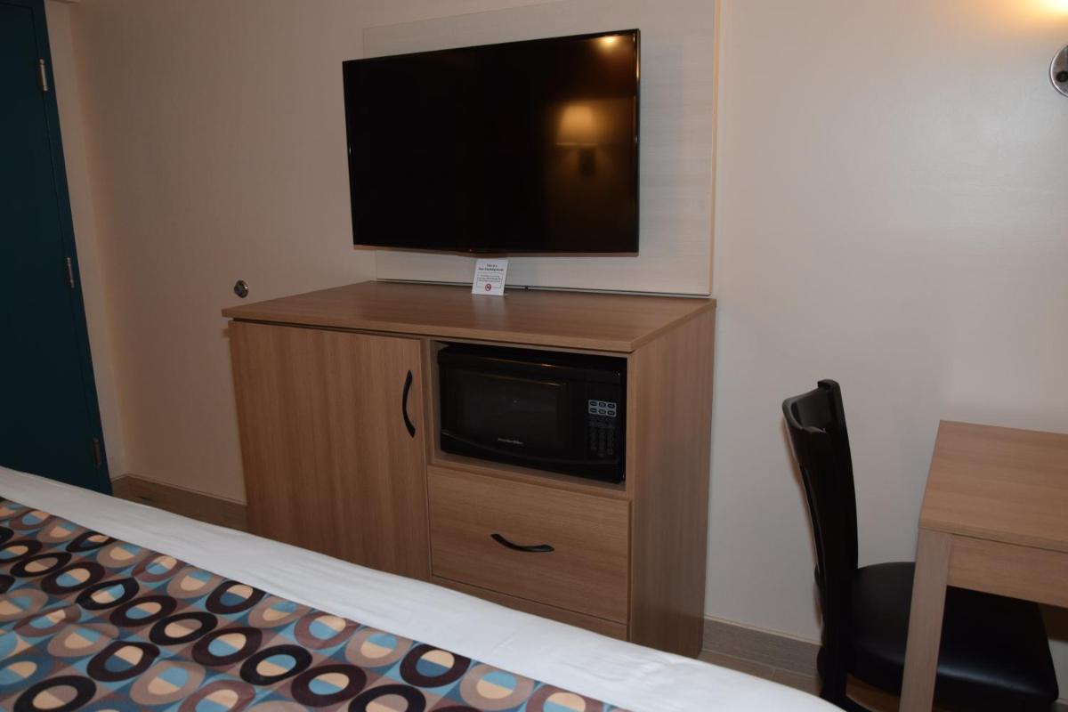 Seahorse Inn - image 7
