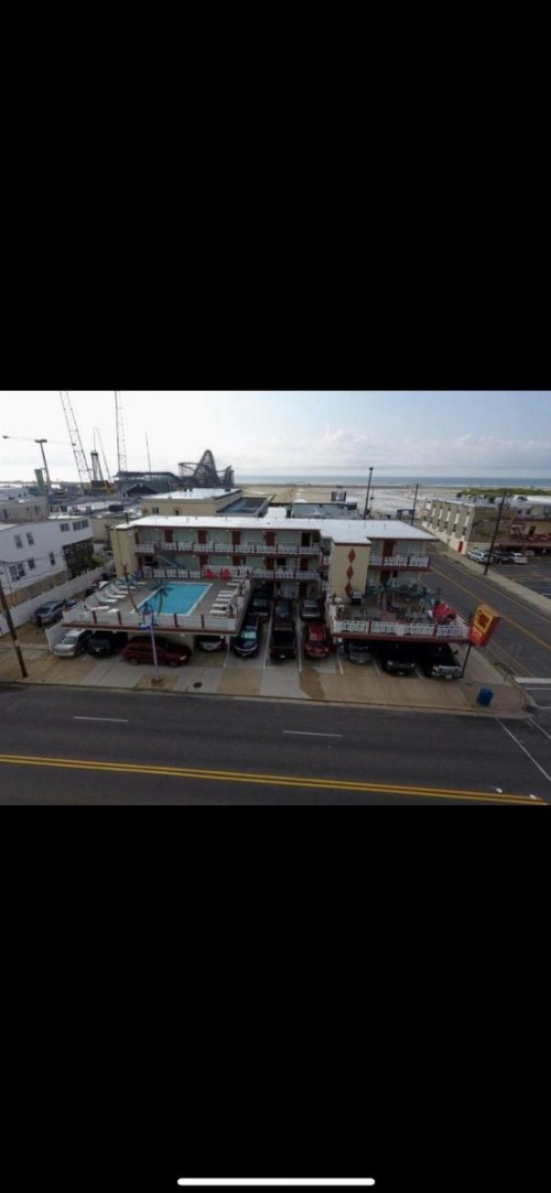 Casa Del Sol Motel - image 2