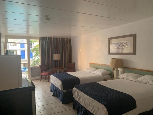 Brittany Motel - image 2