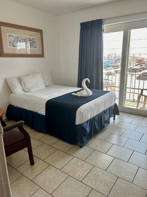 Brittany Motel - image 25
