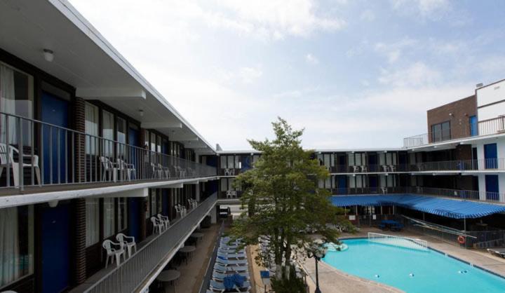 Brittany Motel - image 4