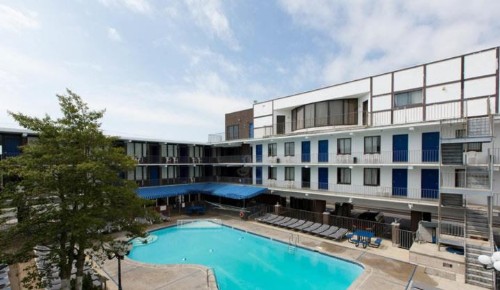 Brittany Motel - image 6