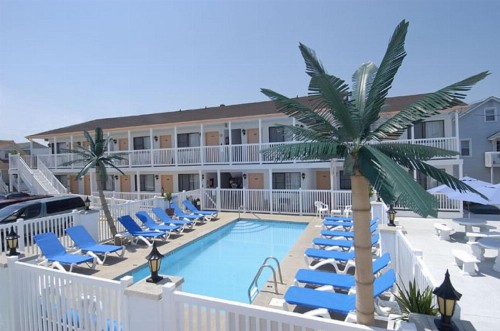 Daytona Inn and Suites - image 24