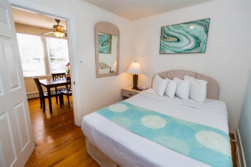 Daytona Inn and Suites - image 36