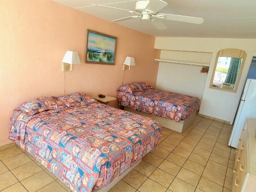 Caprice Motel - Wildwood - image 23