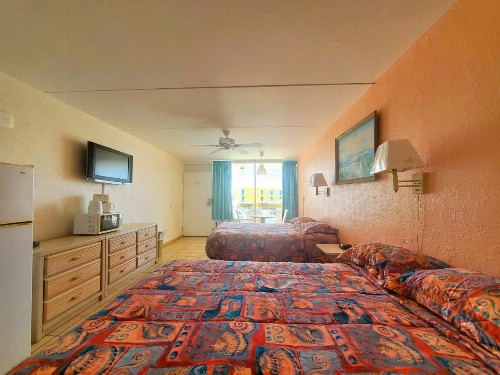 Caprice Motel - Wildwood - image 3