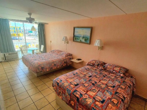 Caprice Motel - Wildwood - image 8