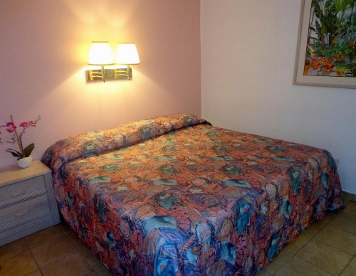 Caprice Motel - Wildwood - image 9