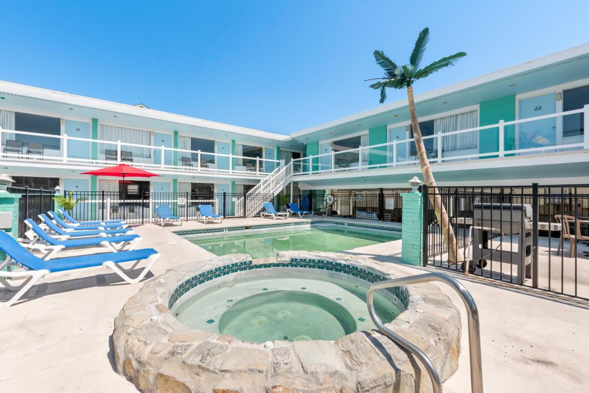 Mango Motel - main image