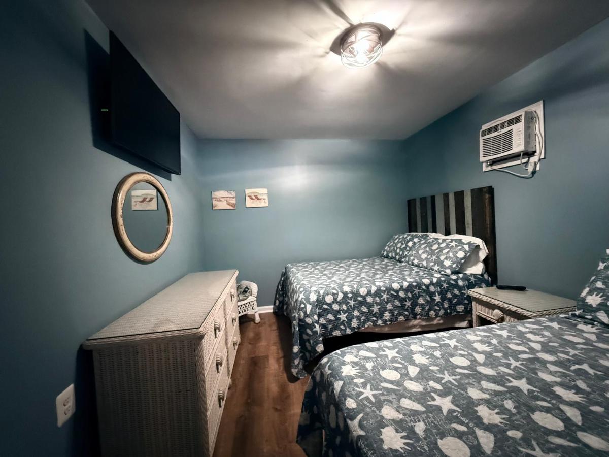 Twilight Motel - image 4
