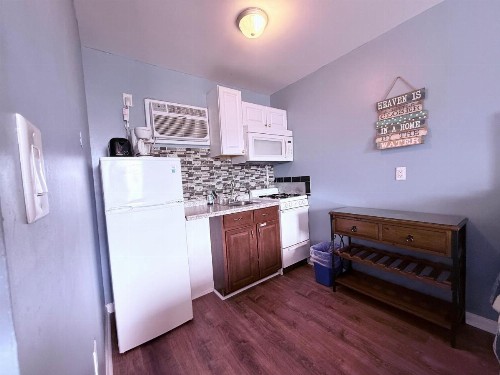 Twilight Motel - image 49