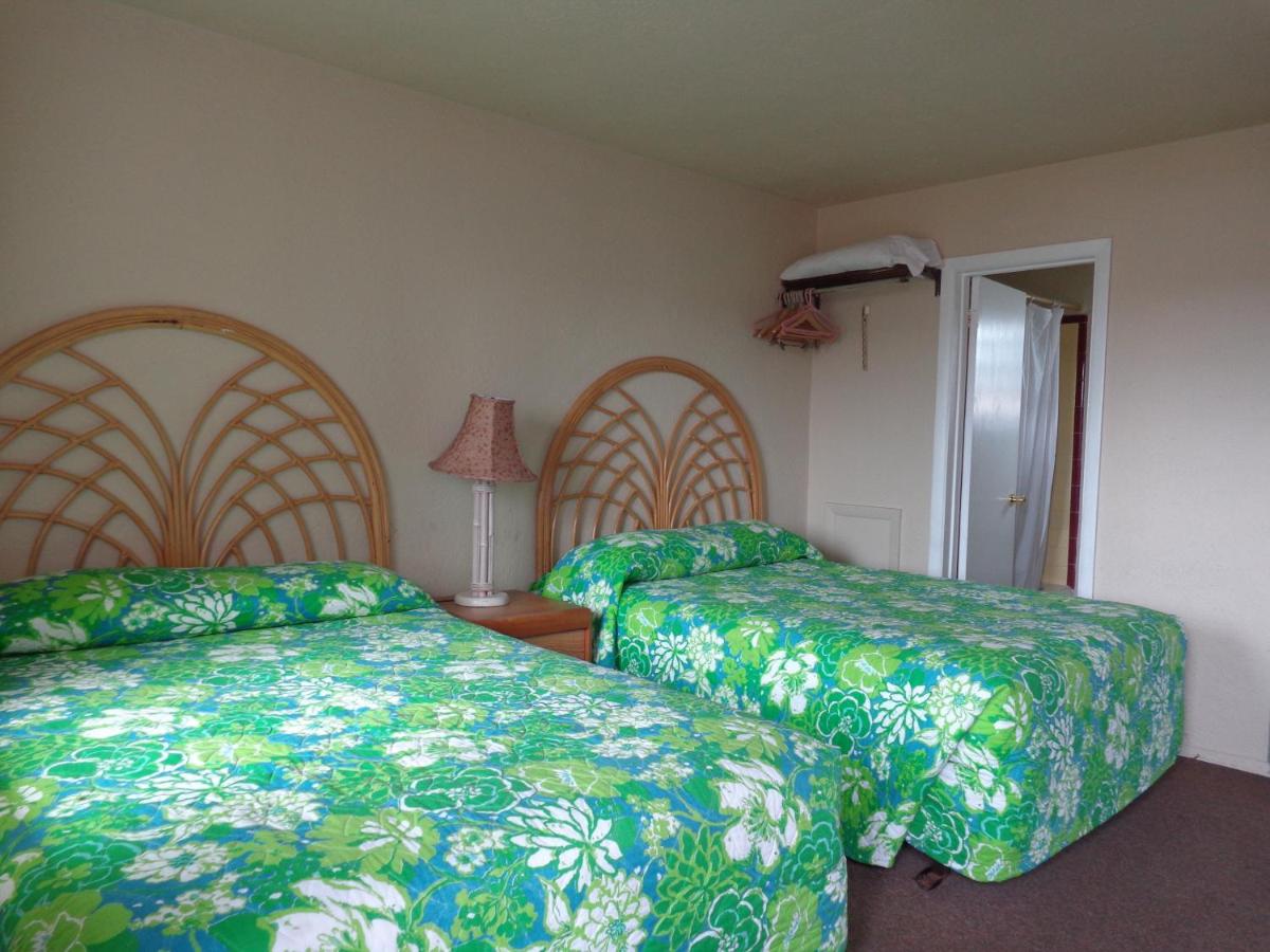 Fountain Motel - image 7