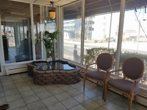 Newport Beach Resort - image 8